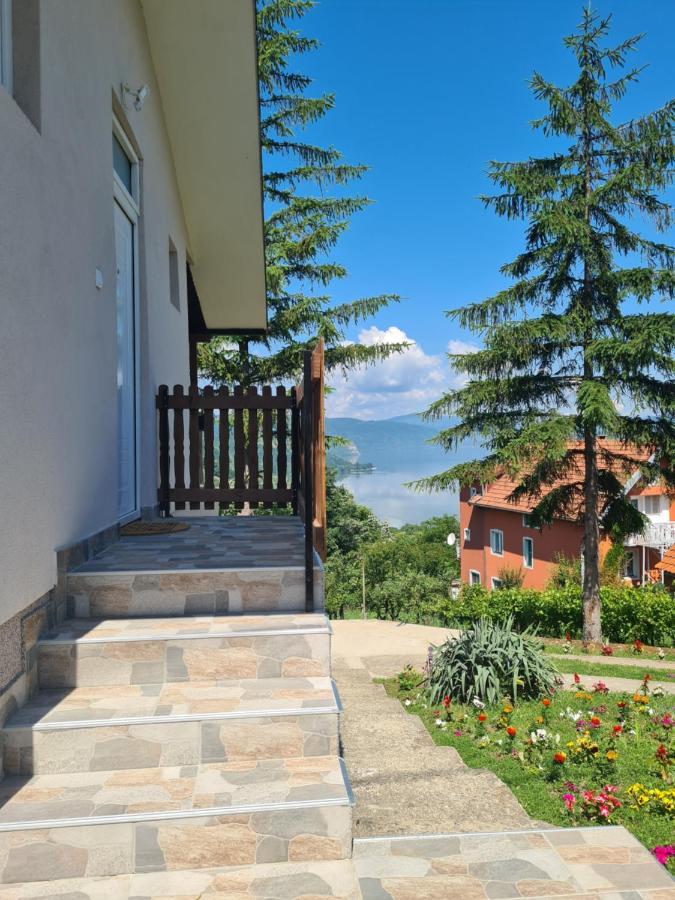 Apartmani Kuljanin Donji Milanovac Exterior photo